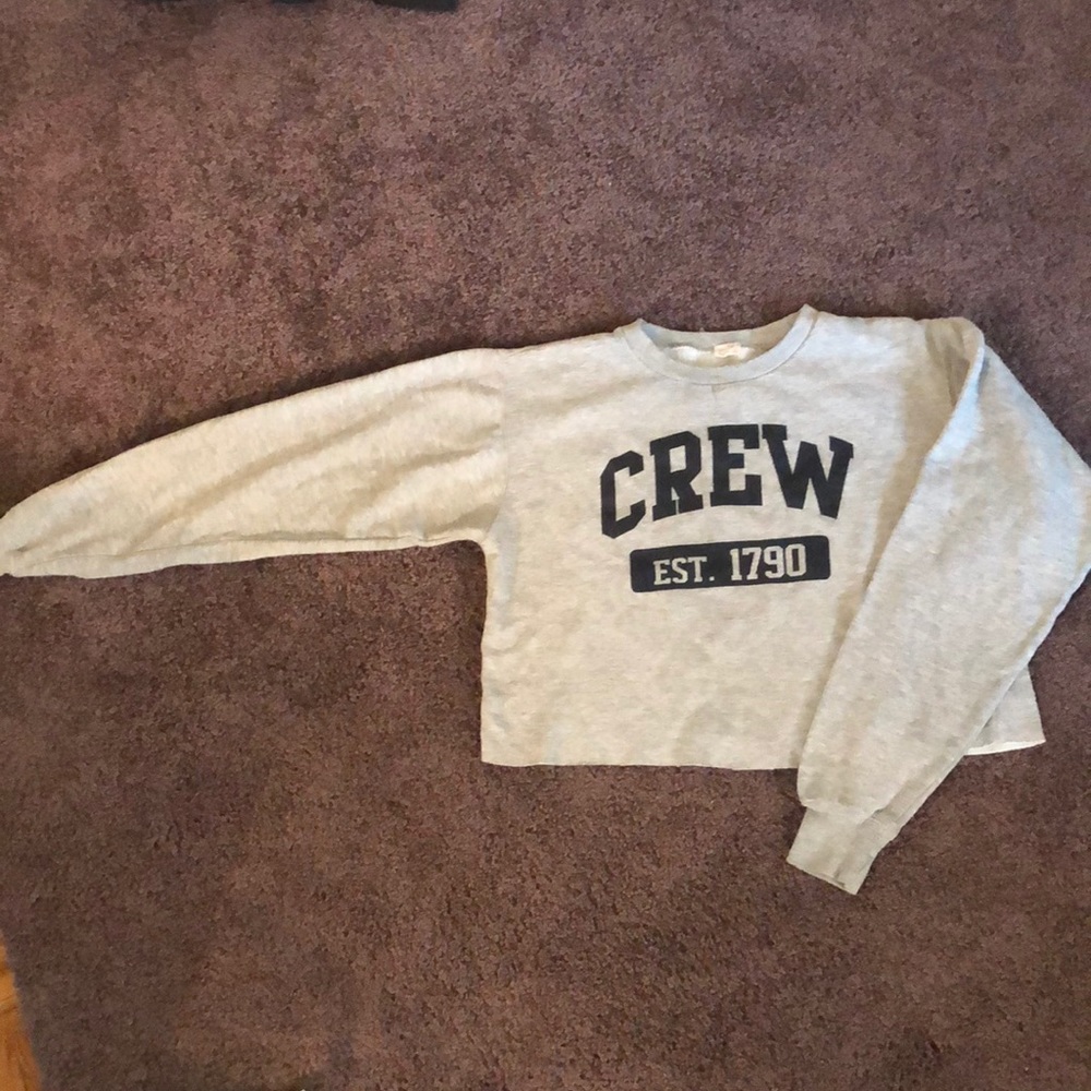 Gray crew EST. 1790 cropped sweatshirt
